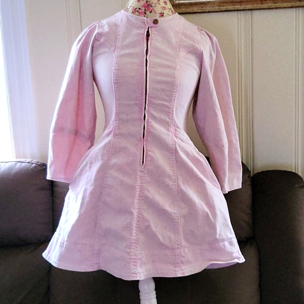 ULLA JOHNSON. Size 6